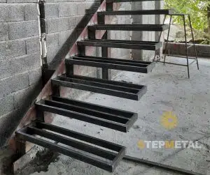 ساخت پله دوبلکس فلزی در شاداباد تهران | استپ متال