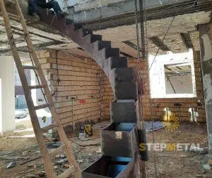 ساخت و اجرای پله گردان و پله دوبلکس | استپ متال