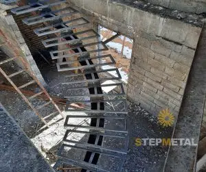 ساخت پله گرد ساختمان| استپ متال